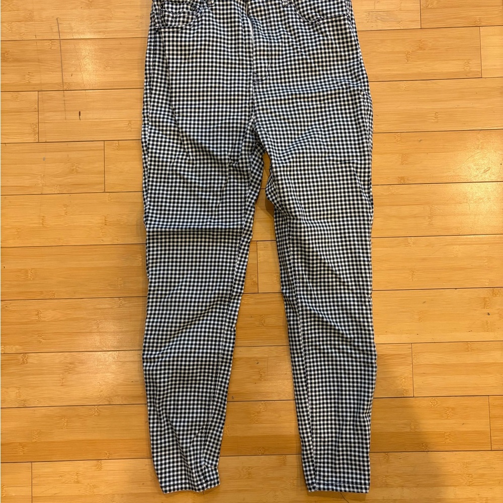 Stradivarius Monochrome Checkered Pants - Picture 2 of 4